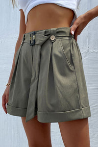 Solid Color Casual Shorts With Belt